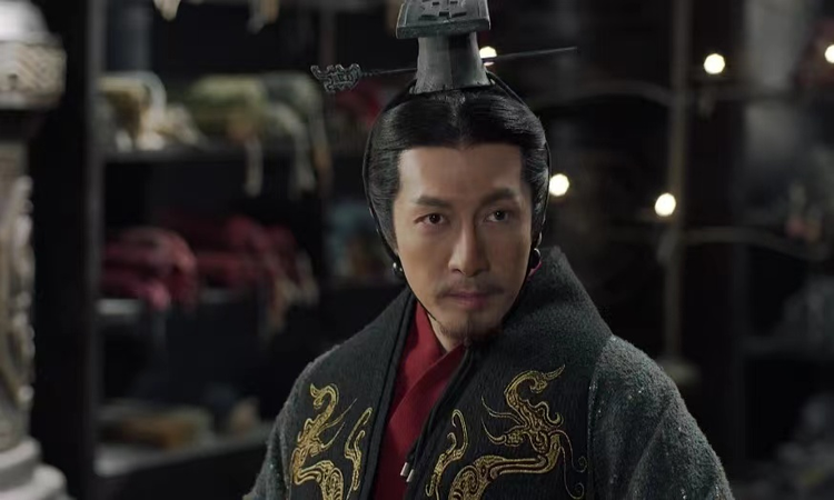 张鲁一