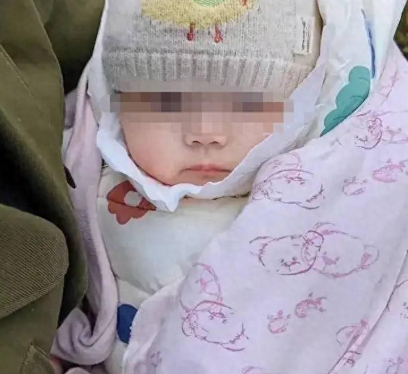 四川宣汉县女婴被遗弃事件