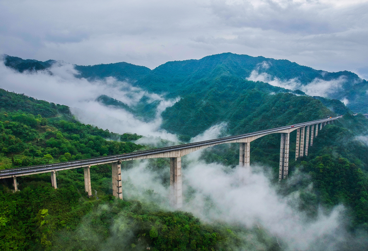 雅安—西昌高速公路