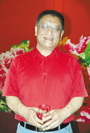 周希汉(原解放军第四兵团十三军军长)_百科资料_新农商网