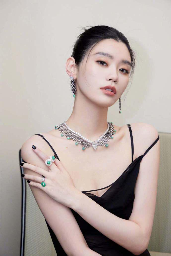 奚梦瑶