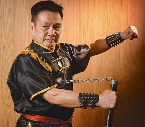缺宅男女