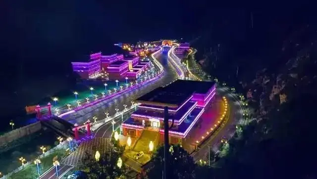 康巴文都景区.png