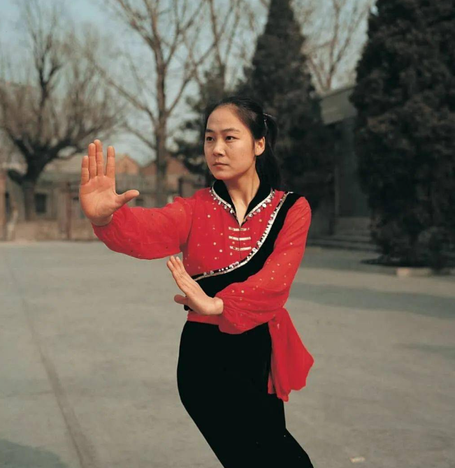 戈春艳
