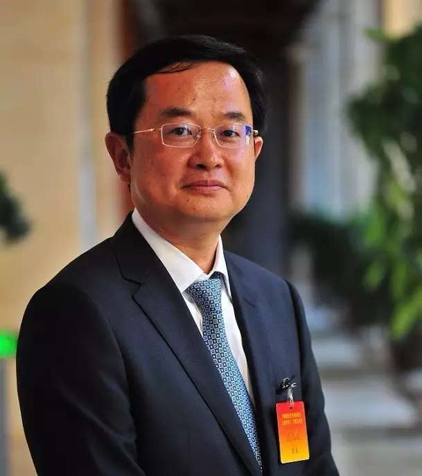 万立