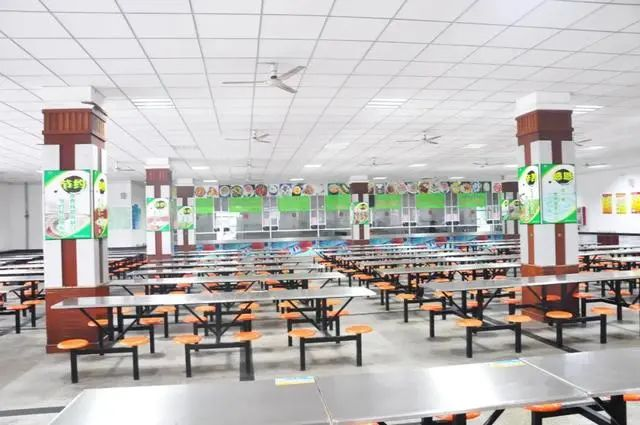 石家庄精英中学