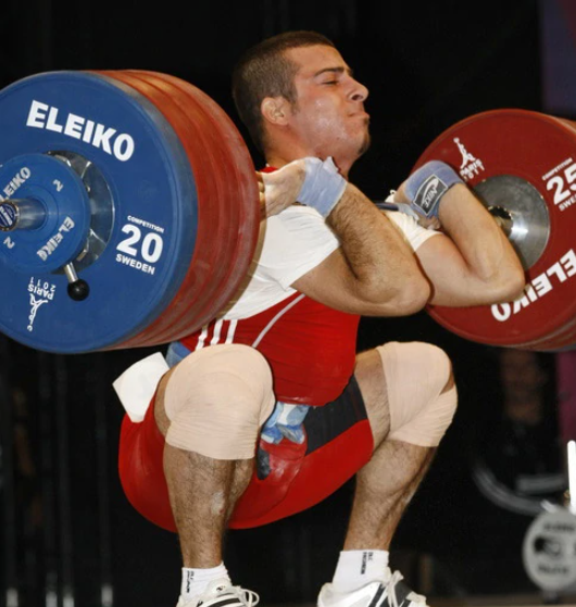 鲁霍拉·罗斯塔米