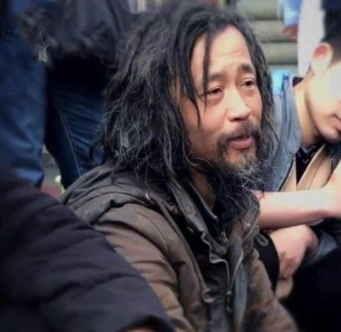 沈巍.jpeg