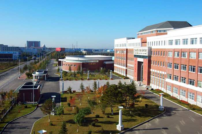 吉林省第二实验高新学校