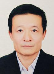 李伟