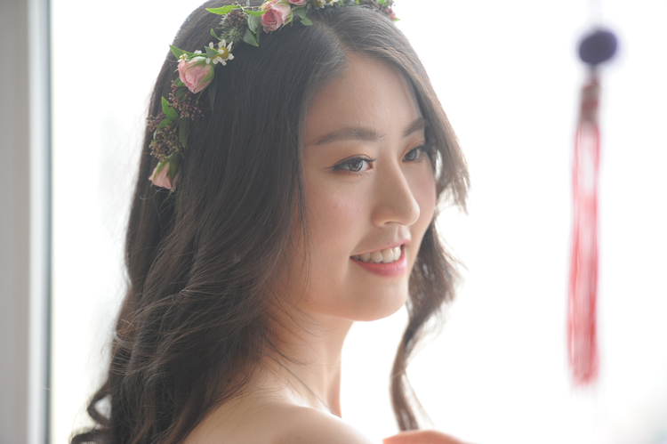 奥运冠军“蝶后”焦刘洋举行婚礼 一席白色婚纱美丽动人