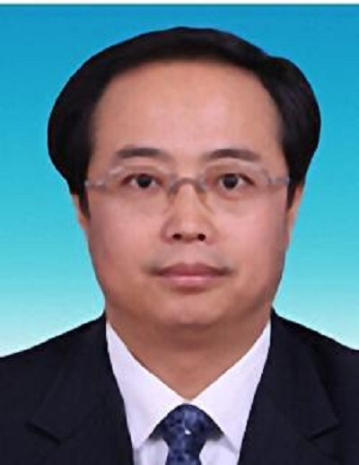何明