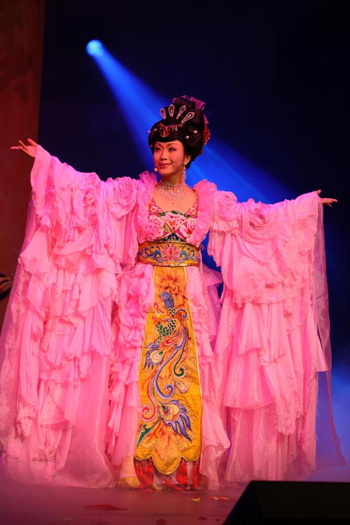 李玉刚