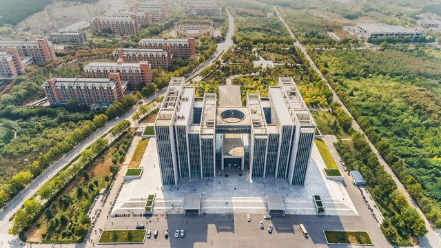 山东师范大学