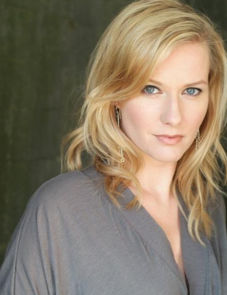 艾米莉霍尔姆斯