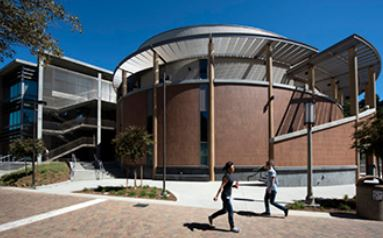 加利福尼亚大学尔湾分校