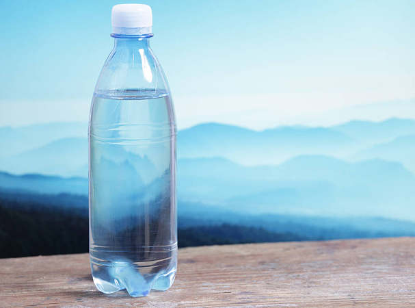 矿泉水