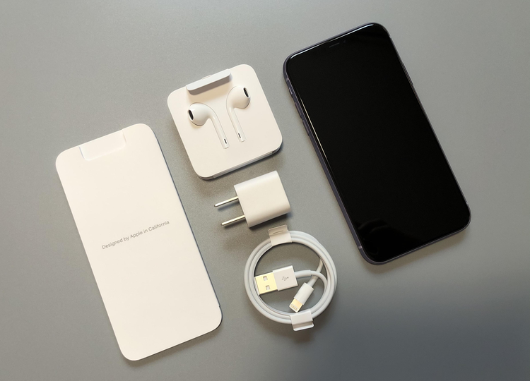 iPhone 11