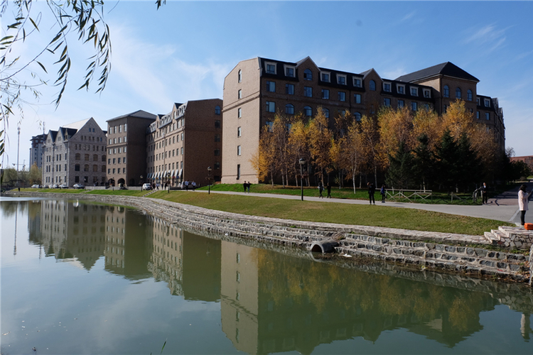 长春建筑学院