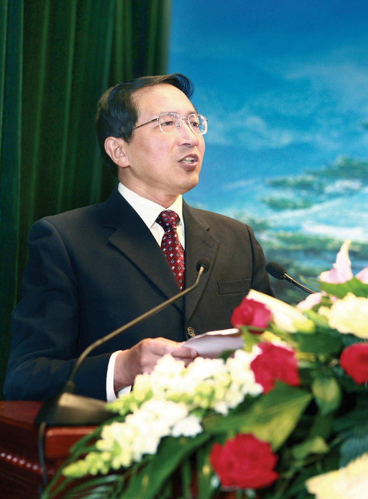 吕东升主持“推进鄂西生态文化旅游圈建设”论坛