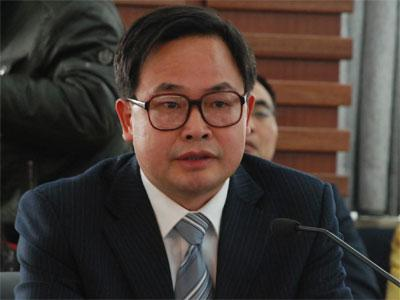 费仁平