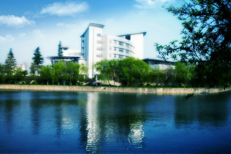 淮阴师范学院图书馆