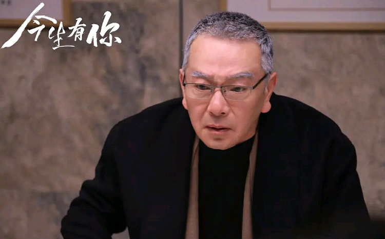 张晨光