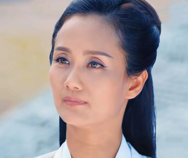 李颖1.jpeg
