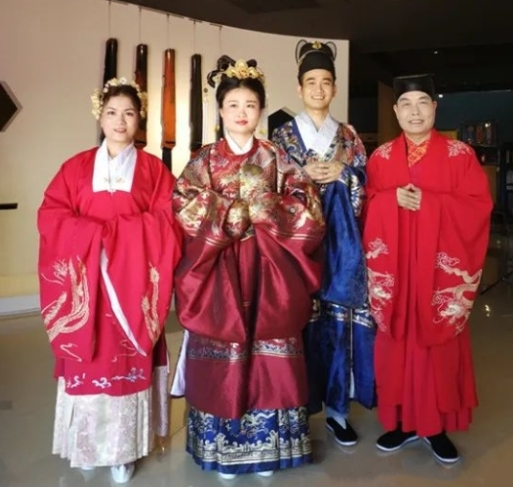 结婚结婚.jpeg