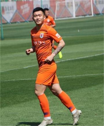 李海龙
