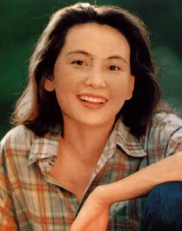 艾莉亚生活照.jpeg