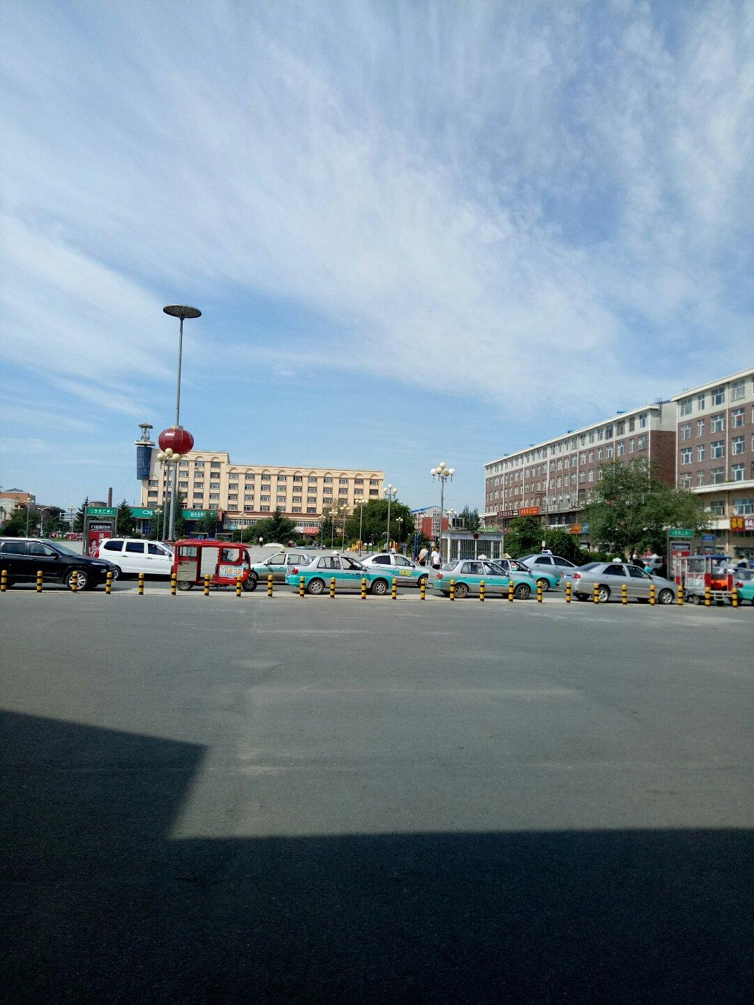 海伦市