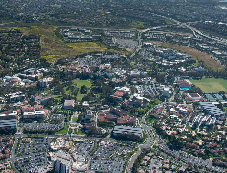 加利福尼亚大学尔湾分校