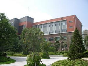 明知大学