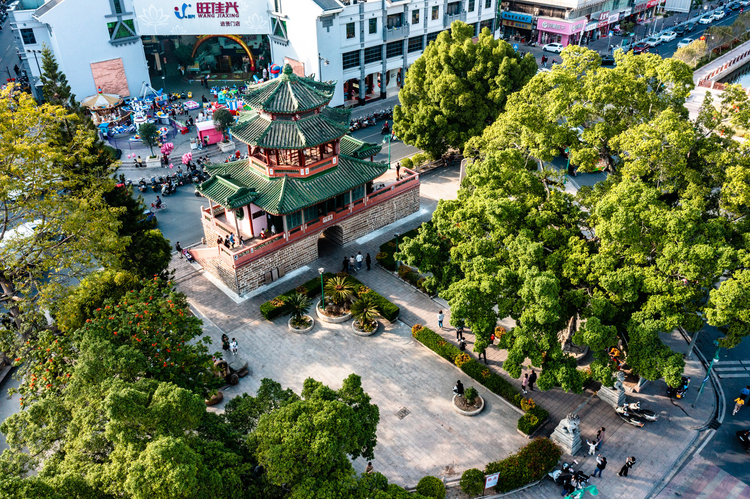 中国广东省揭阳市揭阳古城进贤门城楼