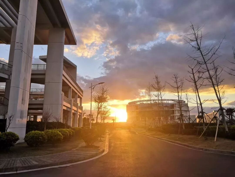 南通大学杏林学院风景图片