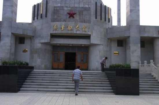 辛集市烈士陵园