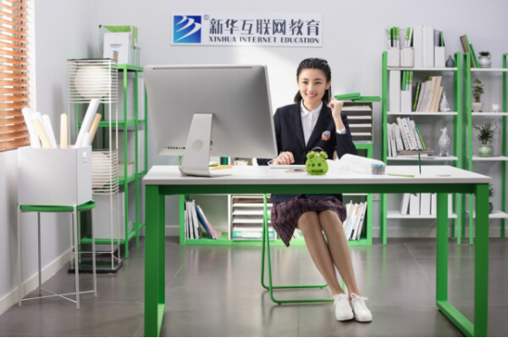 重庆新华：初高中女生成绩不理想 学什么技术好？