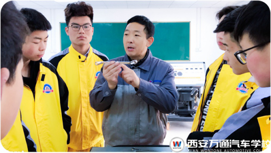 西安万通汽车学校：新年开学第一节课 新同学激情满满