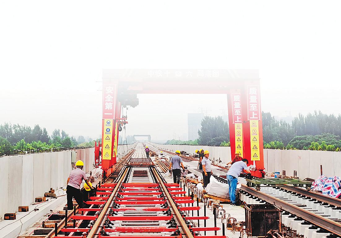 郑许市域铁路许昌段开始铺轨 系国内首条连接两城核心区域的市域铁路