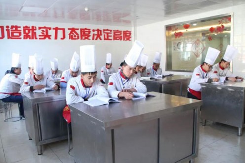 青海新东方烹饪学校：初高中生成绩不好，不想读书怎么办？