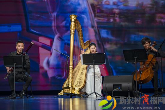 丁立斌摄 (10)_ABC看图.jpg