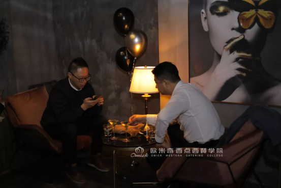 创业学子丨秦欢：每个人都有自己的故事，每杯酒亦是