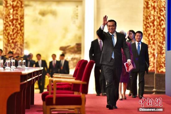 李克强：中美两国外交部门正就元首会晤沟通