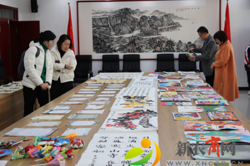 青岛第二卫生学校举办书画展活动372.png