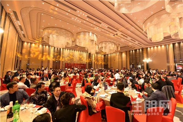 第十二届地产人节(广西)暨“住朋奖”颁奖盛典圆满落幕