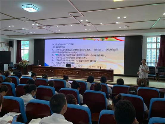 清镇桂英鑫鑫餐饮有限公司：与政府、学校强配合，打造安全学生餐