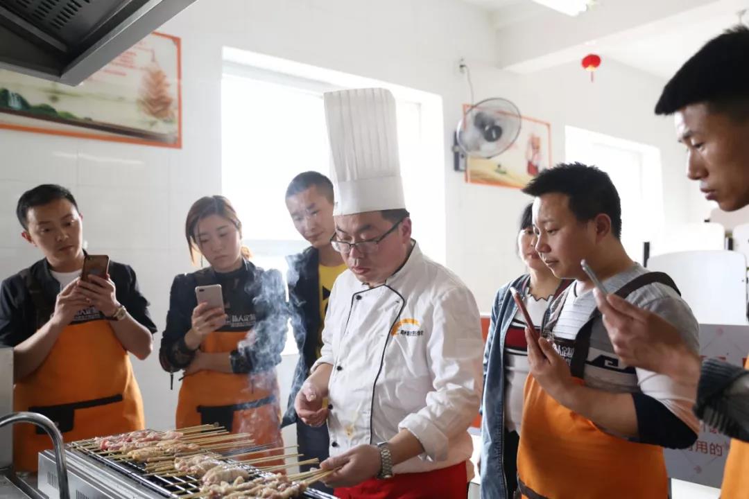 郑州新东方：小投资大回报，2020年教你怎么稳赚不赔！