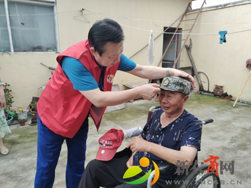 八一建军节慰问困难老兵1048.png