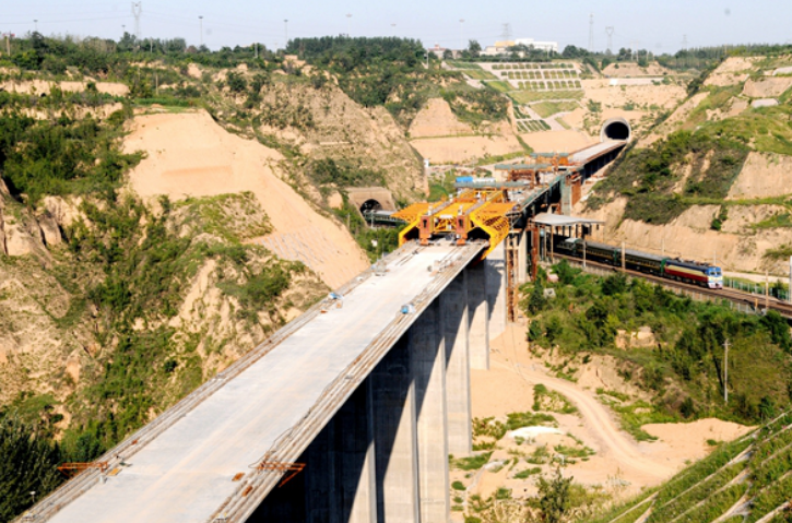 以实干诠释对企业和社会的初心